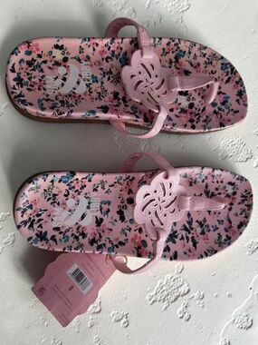 Sam & Libby Pink Floral Cutout Thong Sandals